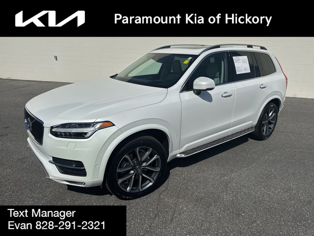 Crystal White Pearl Metallic 2019 Volvo XC90 T6 Momentum AWD SUV / Crossover All-Wheel Drive Automatic