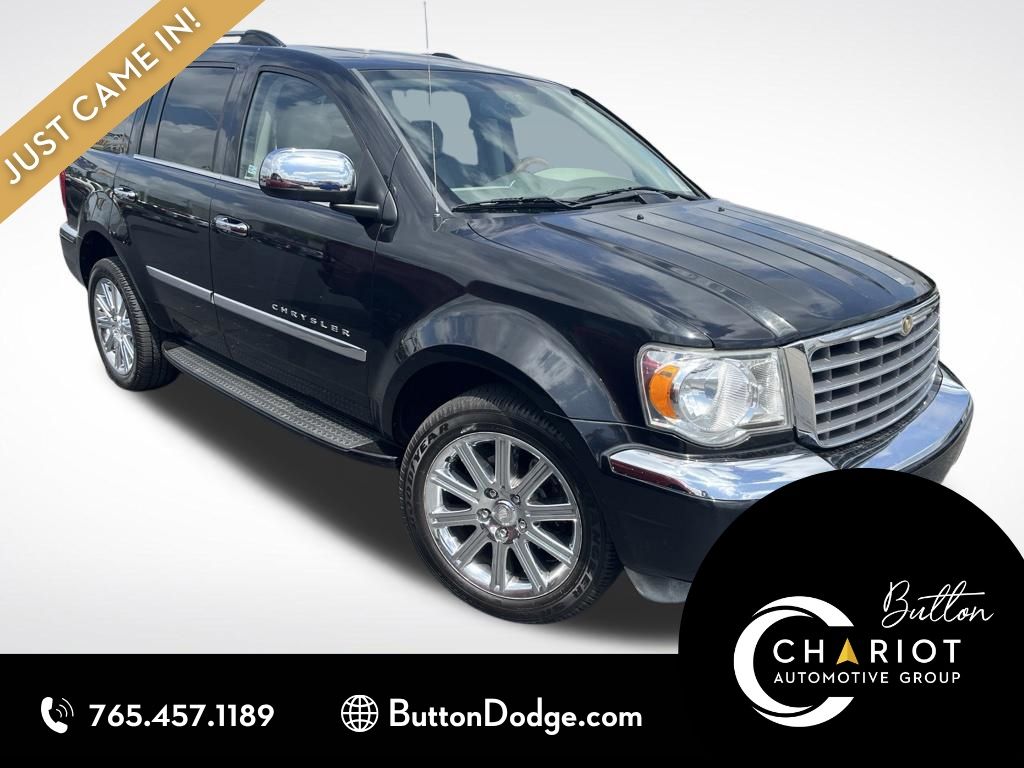 Brilliant Black Crystal Pearl 2007 Chrysler Aspen SUV / Crossover Four-Wheel Drive 5-Speed Automatic