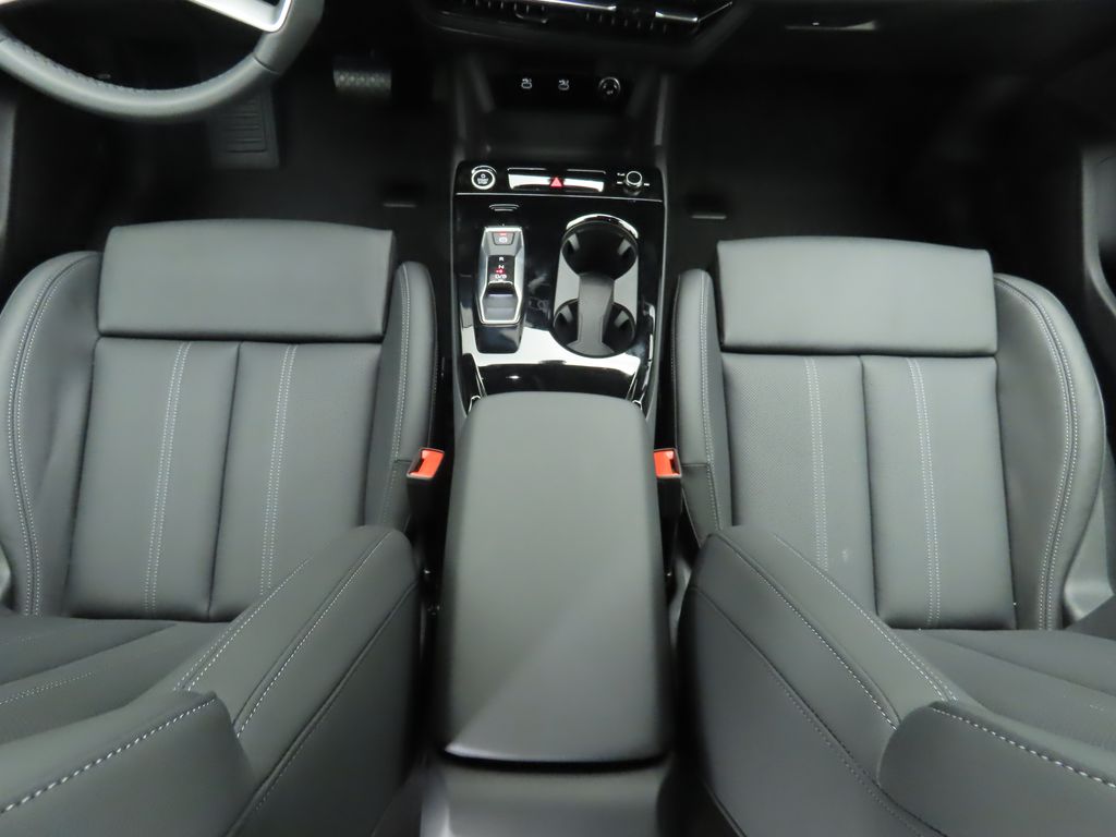 2025 Audi Q6 e-tron Premium 18