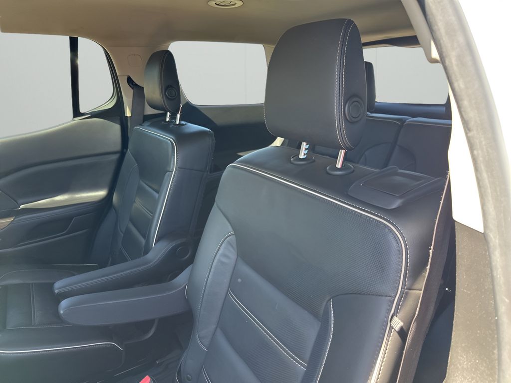 Used Car 2019 Gmc Acadia  Denali For Sale Under $25,000 In Austin, Texas