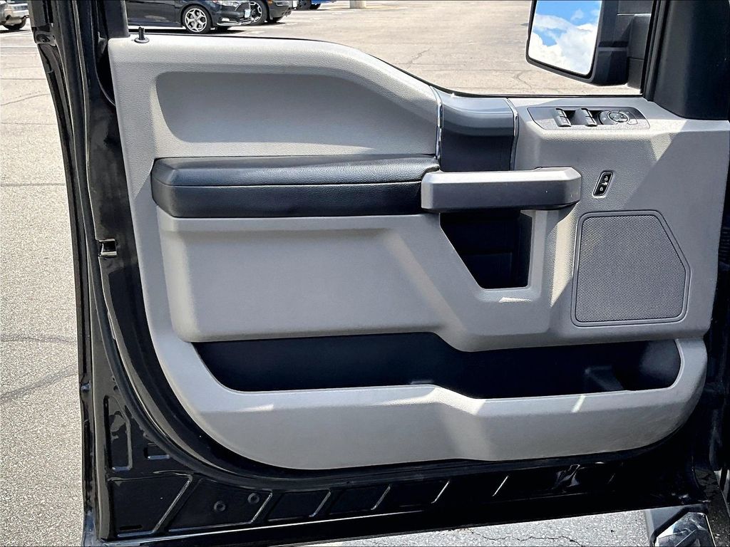 2019 Ford F-150 — photo 9