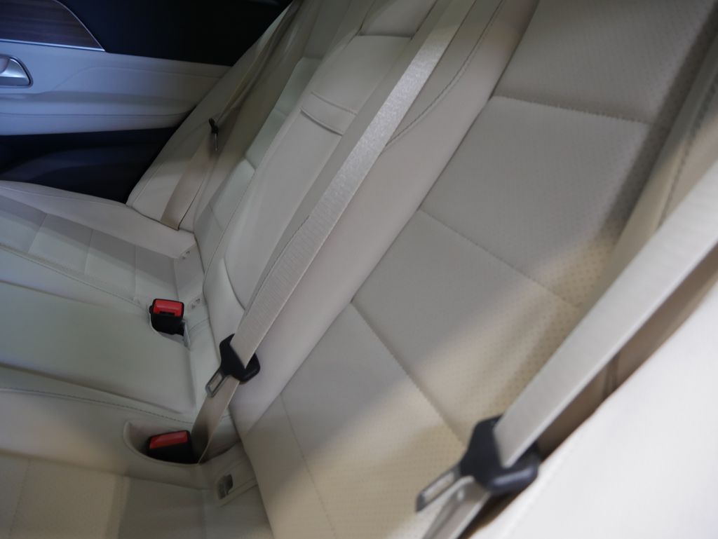 Thumbnail: 2026 Mercedes-Benz GLE - 24