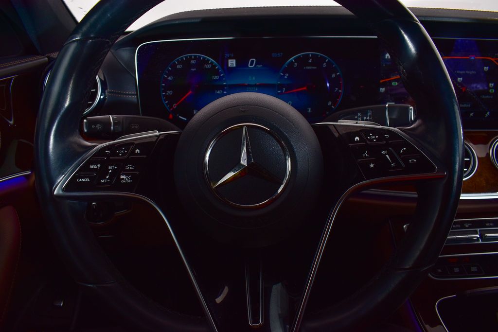 Thumbnail: 2023 Mercedes-Benz E-Class - 15