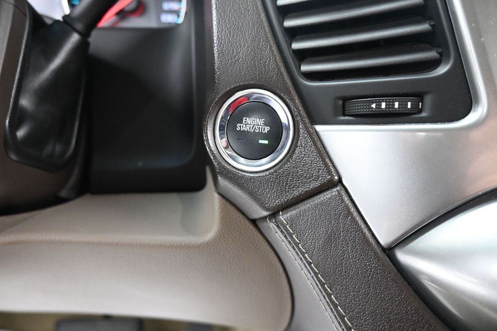 Used 2018 Blue Chevrolet LT image 24