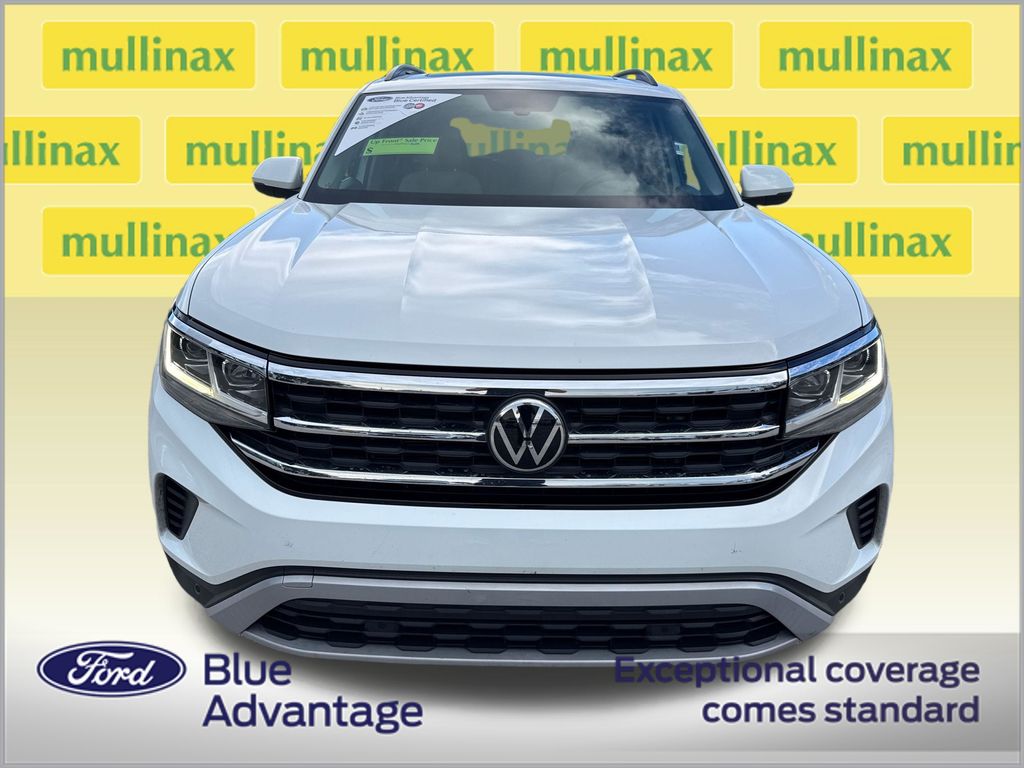 Certified Used 2022 White Volkswagen 3.6L V6 SE w/Technology image 11