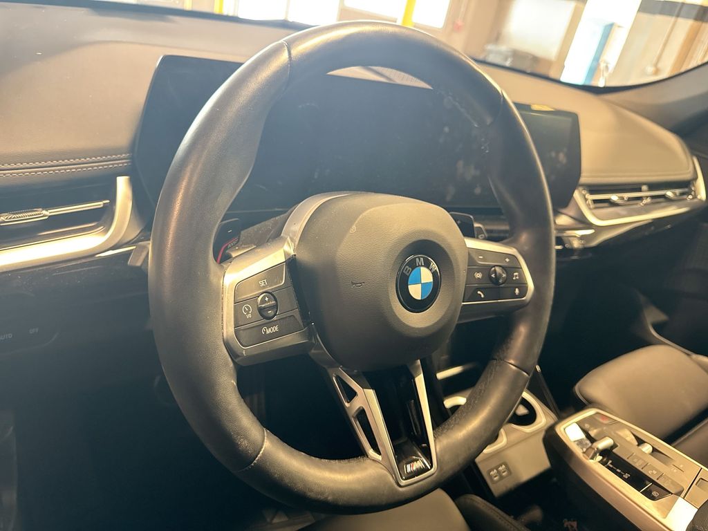 2023 BMW X1 xDrive28i 3