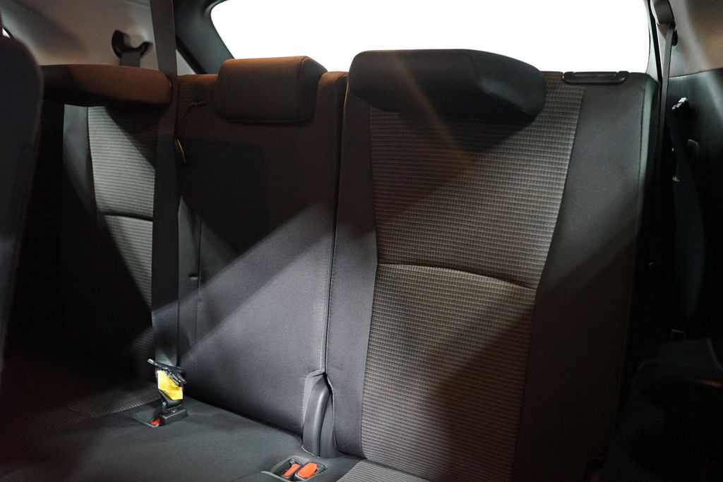 Thumbnail: 2023 Toyota Highlander - 14