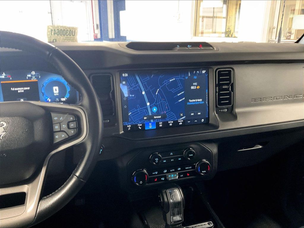 2025 Ford Bronco — photo 18