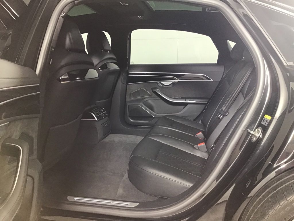Used 2020 Black Audi 4.0T image 27