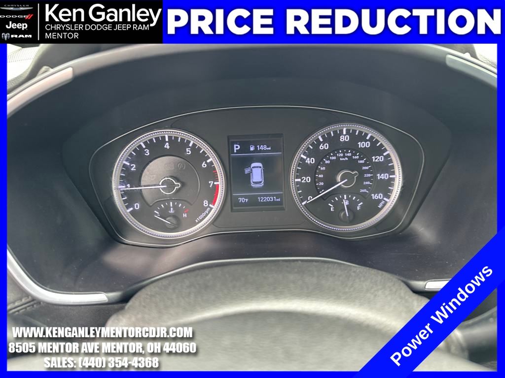 2019 Hyundai Santa Fe SE photo