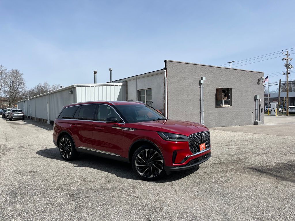 Red Carpet Metallic Tinted Clearcoat 2025 Lincoln Aviator Reserve AWD SUV / Crossover All-Wheel Drive Automatic