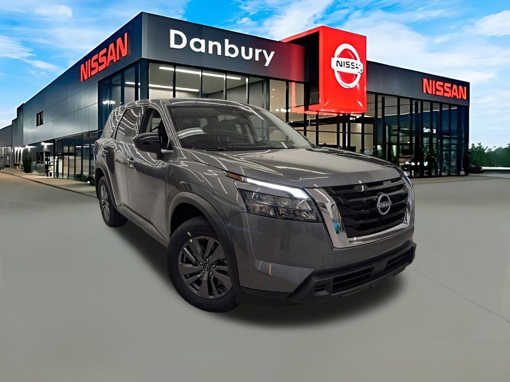 2025 Nissan Pathfinder S 4WD