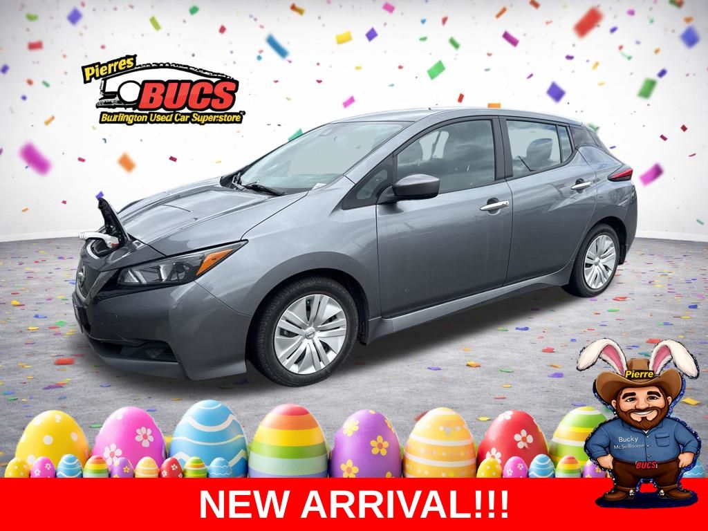 2022 Nissan LEAF S FWD