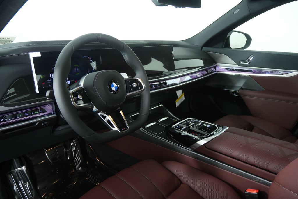 Thumbnail: 2026 BMW 7 Series - 13