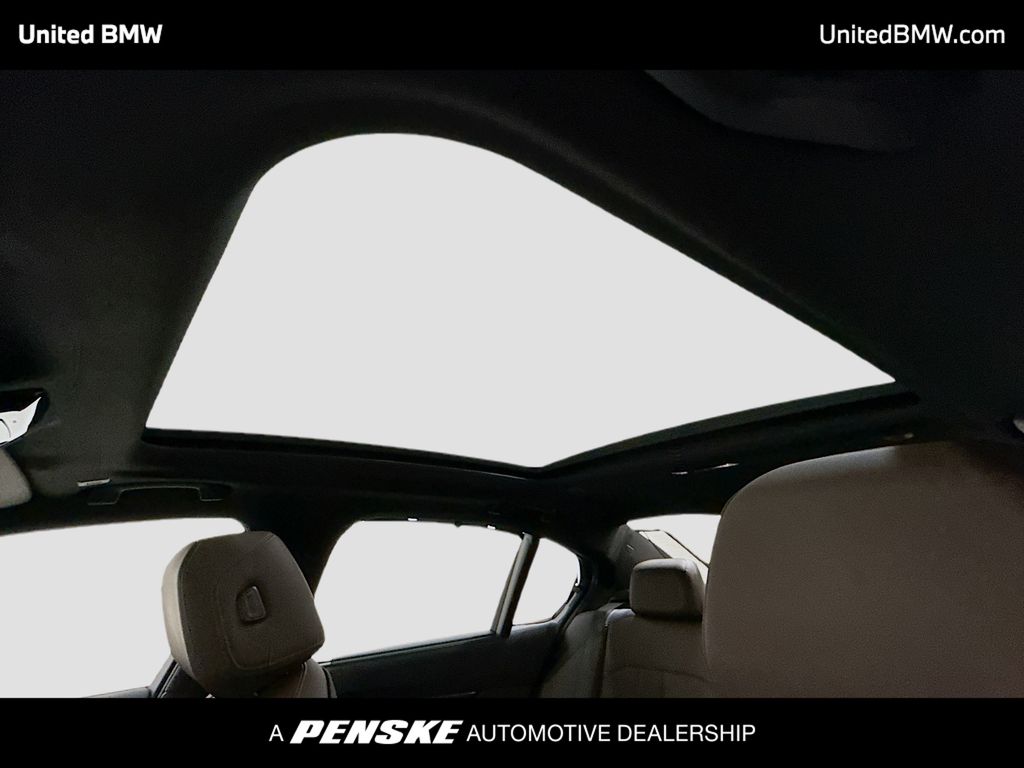 Thumbnail: 2025 BMW i5 - 12