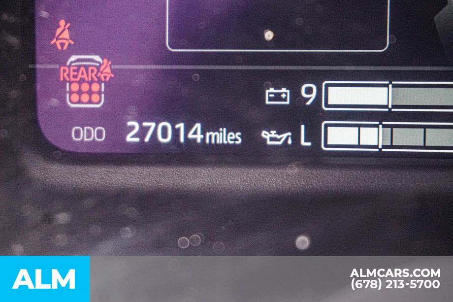 Used 2025 White Toyota SR5 image 62
