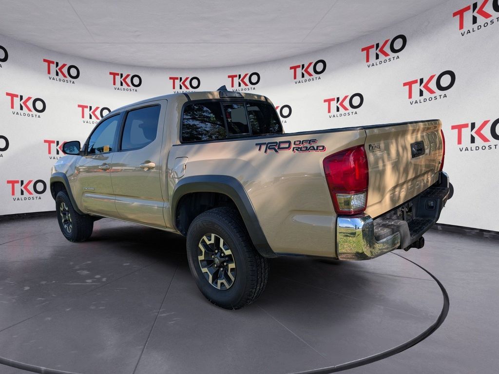 Used 2016 Toyota Tacoma Truck