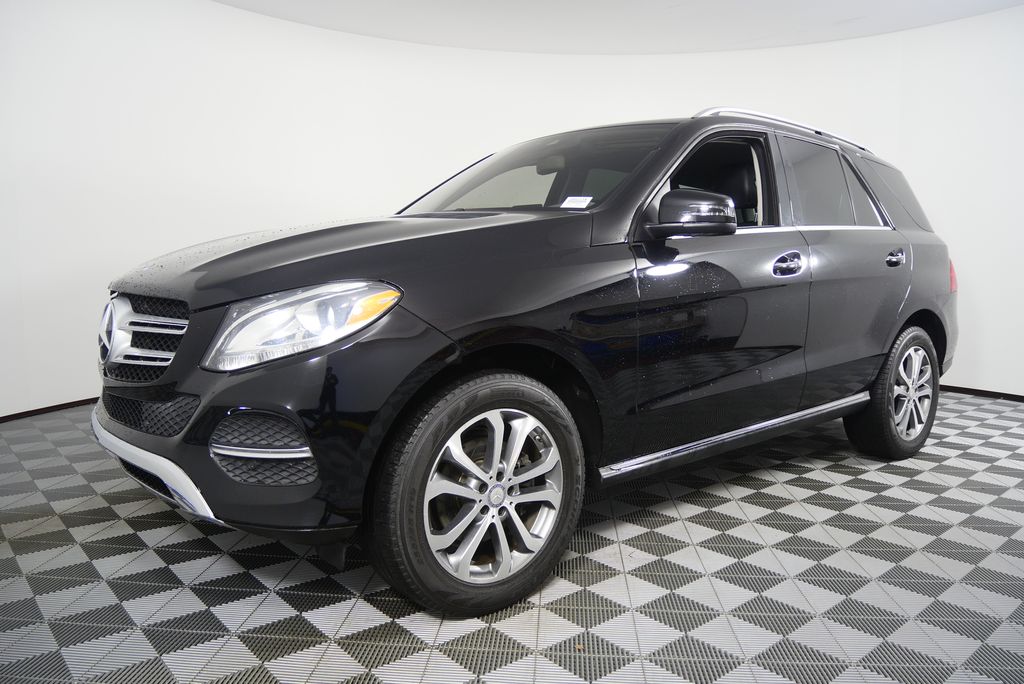 Thumbnail: 2016 Mercedes-Benz GLE - 8
