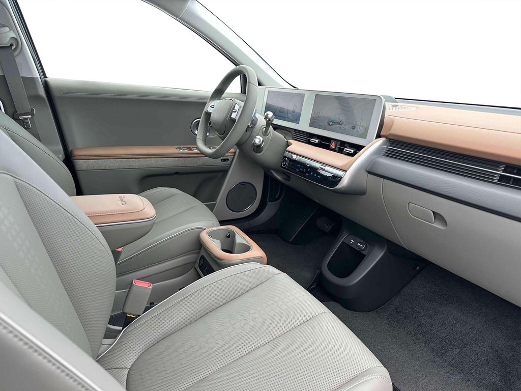 IONIQ 5 Disney100 Platinum