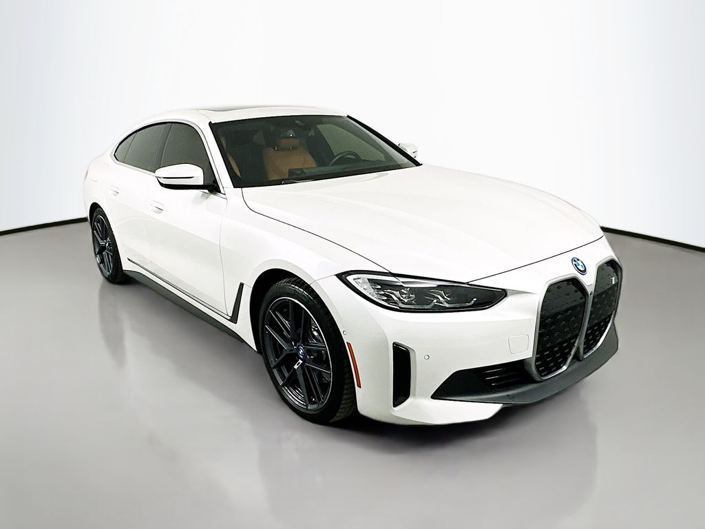 Thumbnail: 2023 BMW i4 - 3
