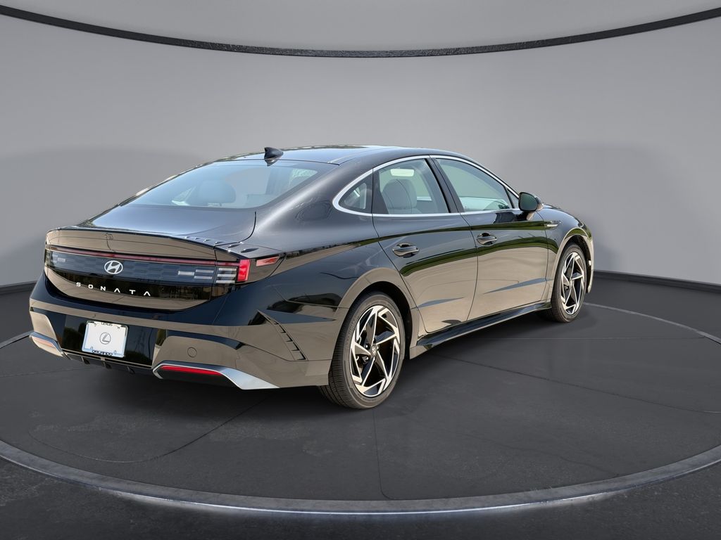Thumbnail: 2024 Hyundai Sonata - 11