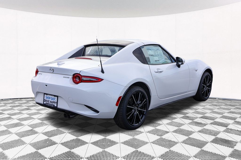 2024 Mazda MX-5 Miata RF Grand Touring 8