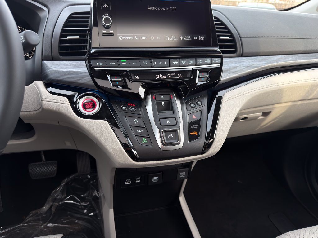 Thumbnail: 2026 Honda Odyssey - 16
