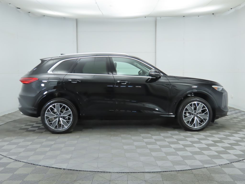 2025 Audi Q5 Premium 4