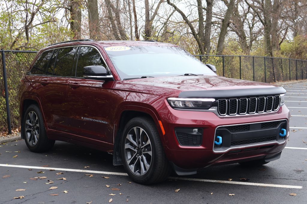 Thumbnail: 2024 Jeep Grand Cherokee - 10