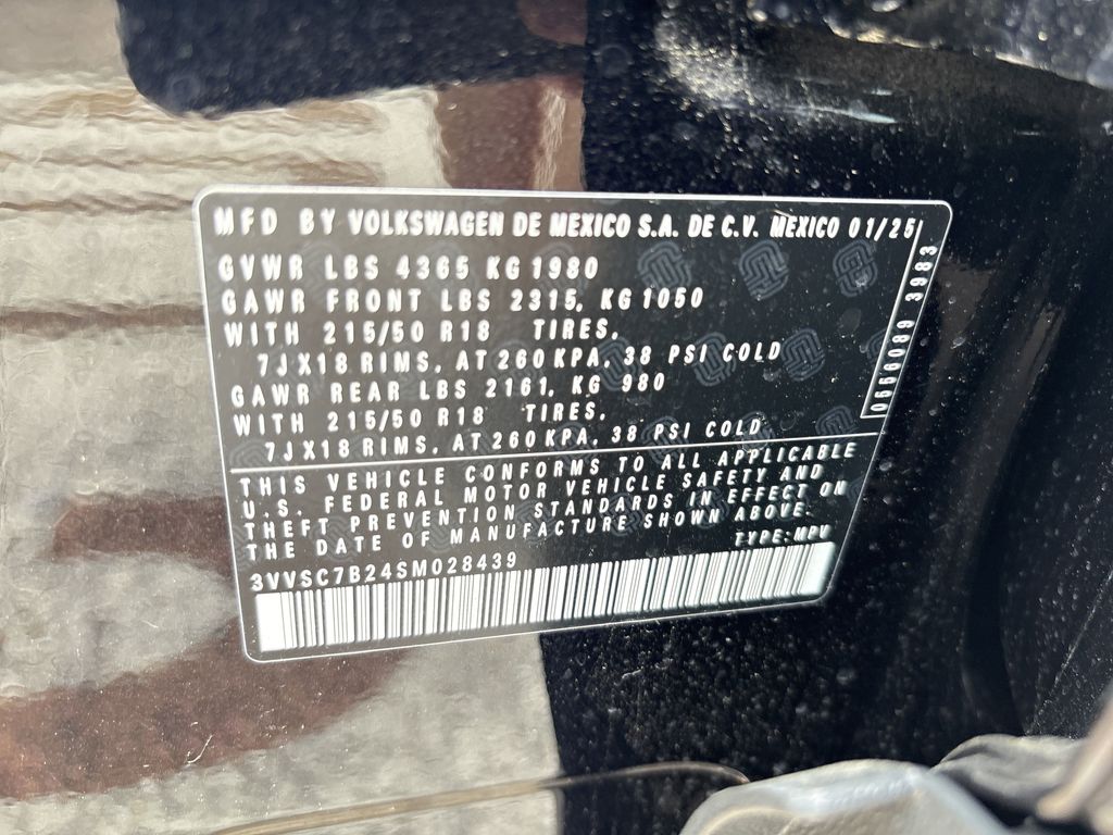 New 2025 Deep Black Volkswagen 1.5T SE image 26