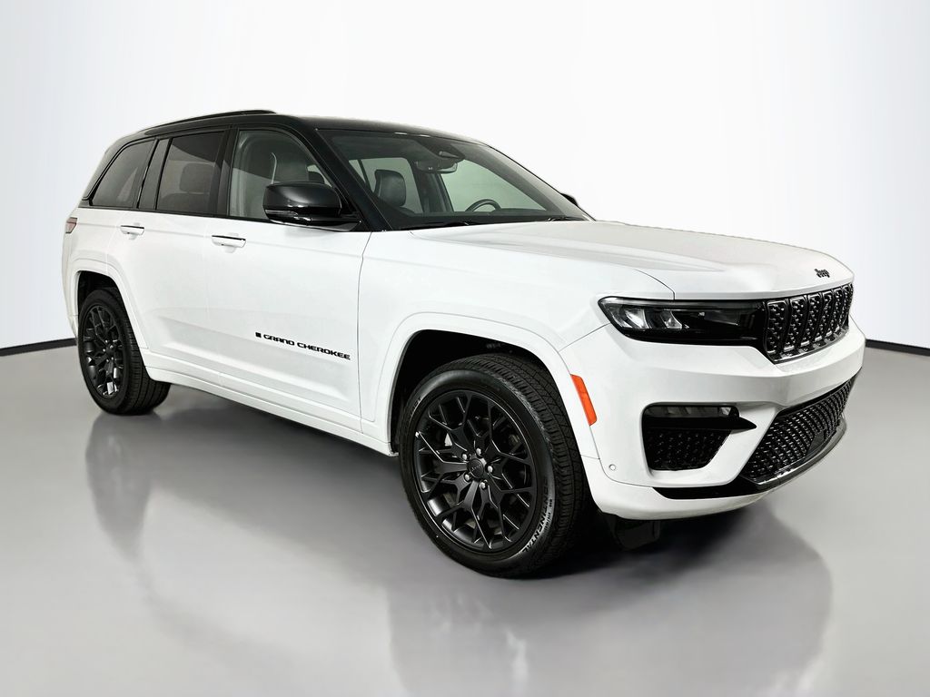 Bright White Clearcoat 2025 Jeep Grand Cherokee SUV / Crossover Four-Wheel Drive 8-Speed Automatic