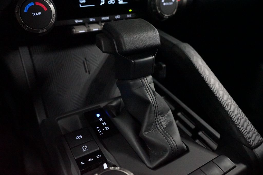 Thumbnail: 2026 Toyota 4Runner - 23