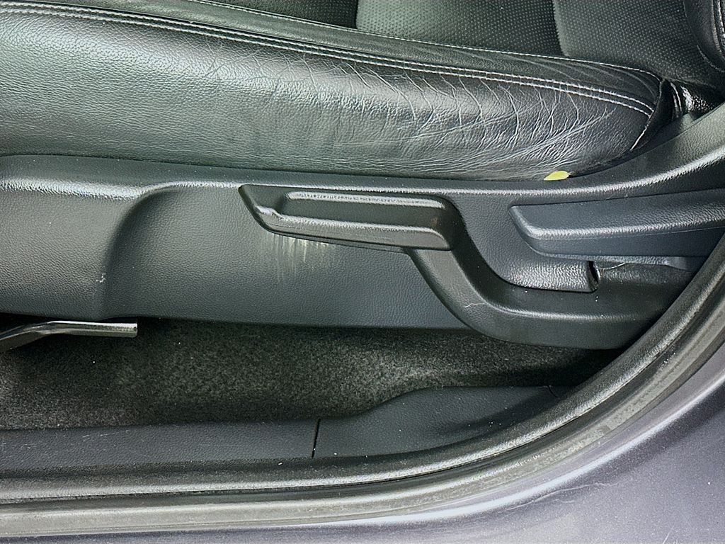 Used 2019 Gray Honda EX-L image 22