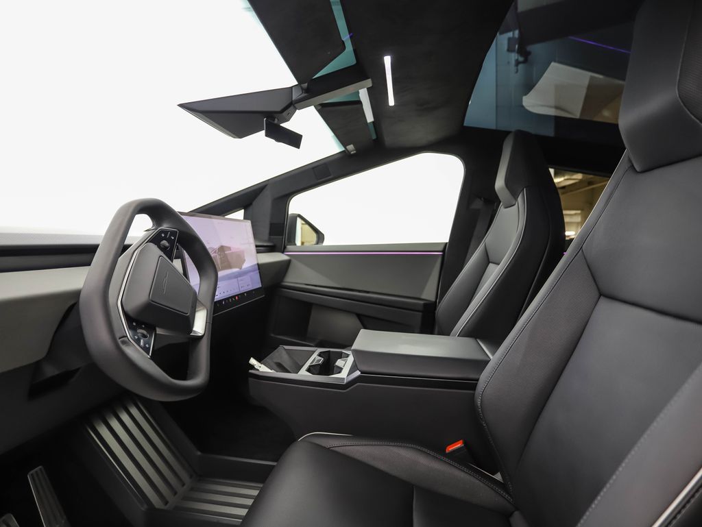 2024 Tesla Cybertruck  10