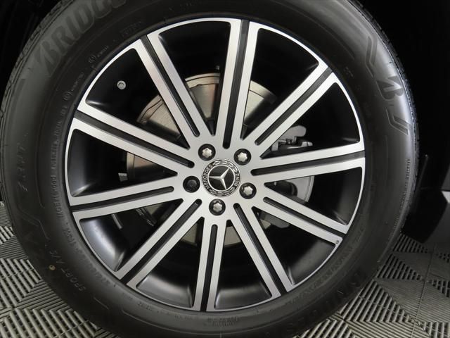 Thumbnail: 2025 Mercedes-Benz GLE - 30