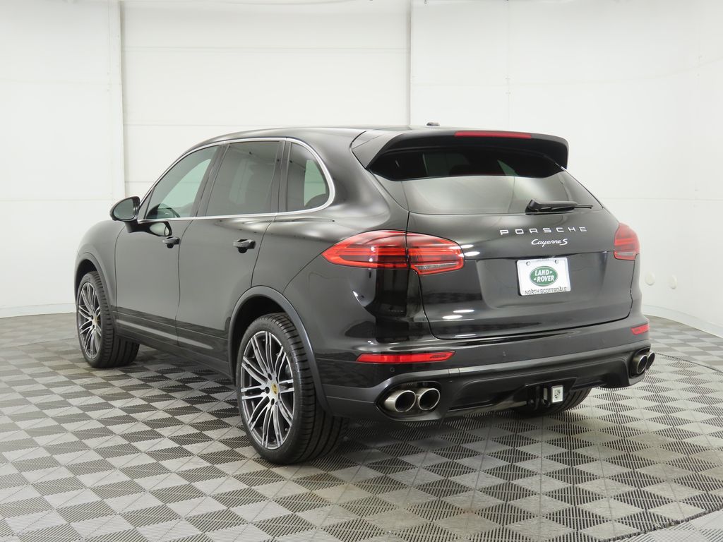 2016 Porsche Cayenne S 7