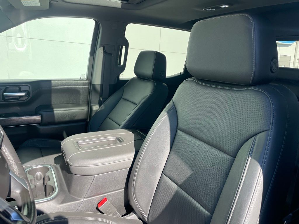 Thumbnail: 2019 Chevrolet Silverado 1500 - 25