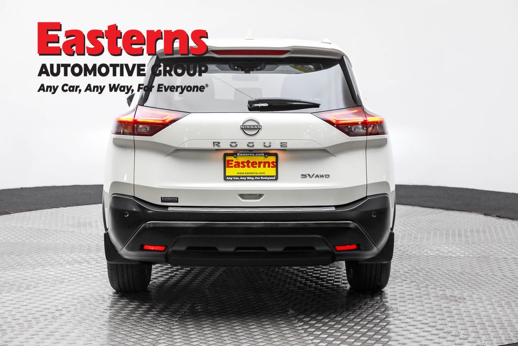 Used 2023 White Nissan SV image 6