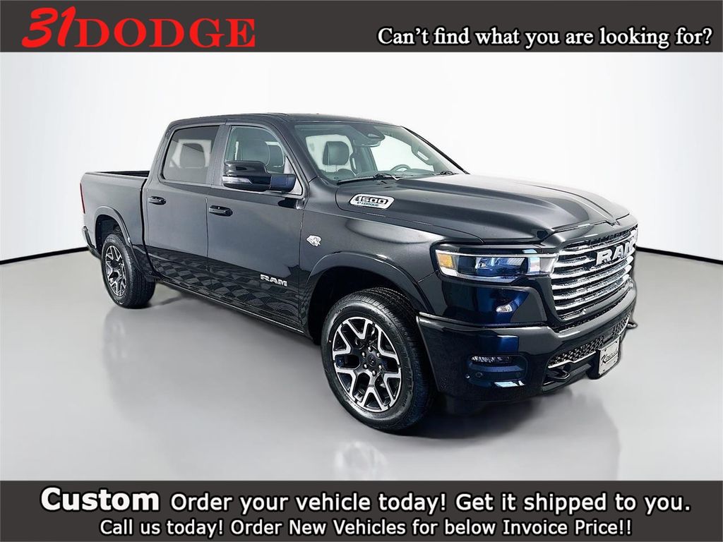 2026 RAM 1500 Laramie Crew Cab 4WD