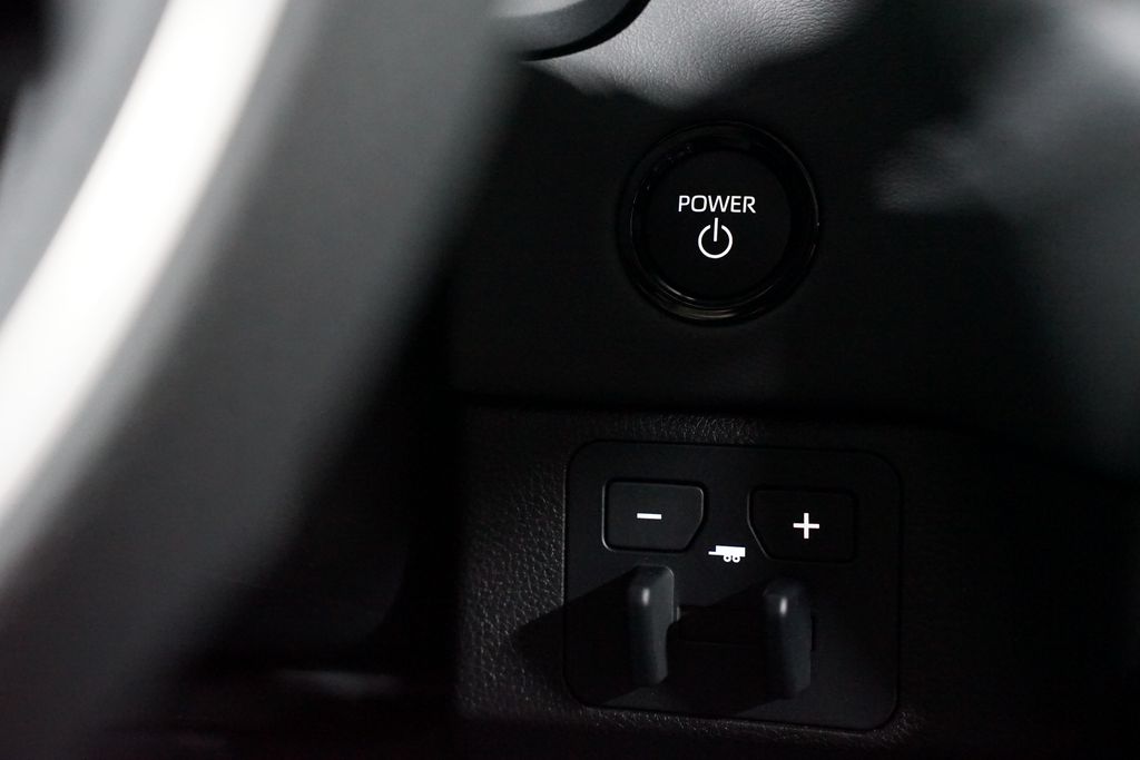 Thumbnail: 2026 Toyota Tundra - 25