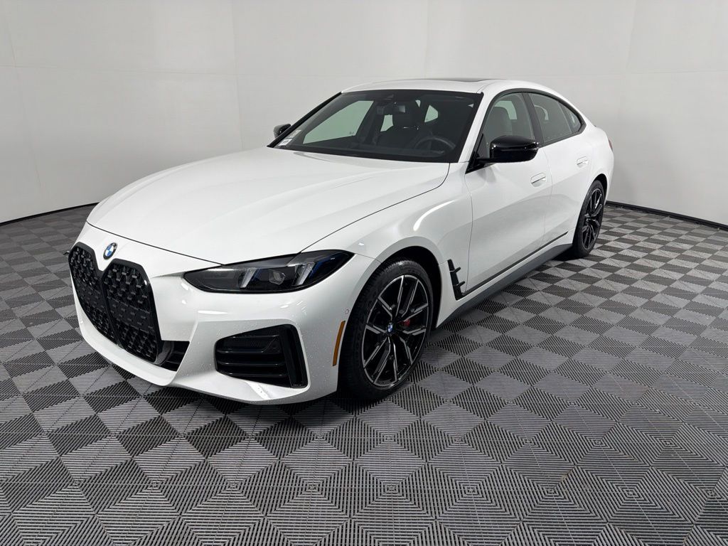 Thumbnail: 2026 BMW 4 Series - 2