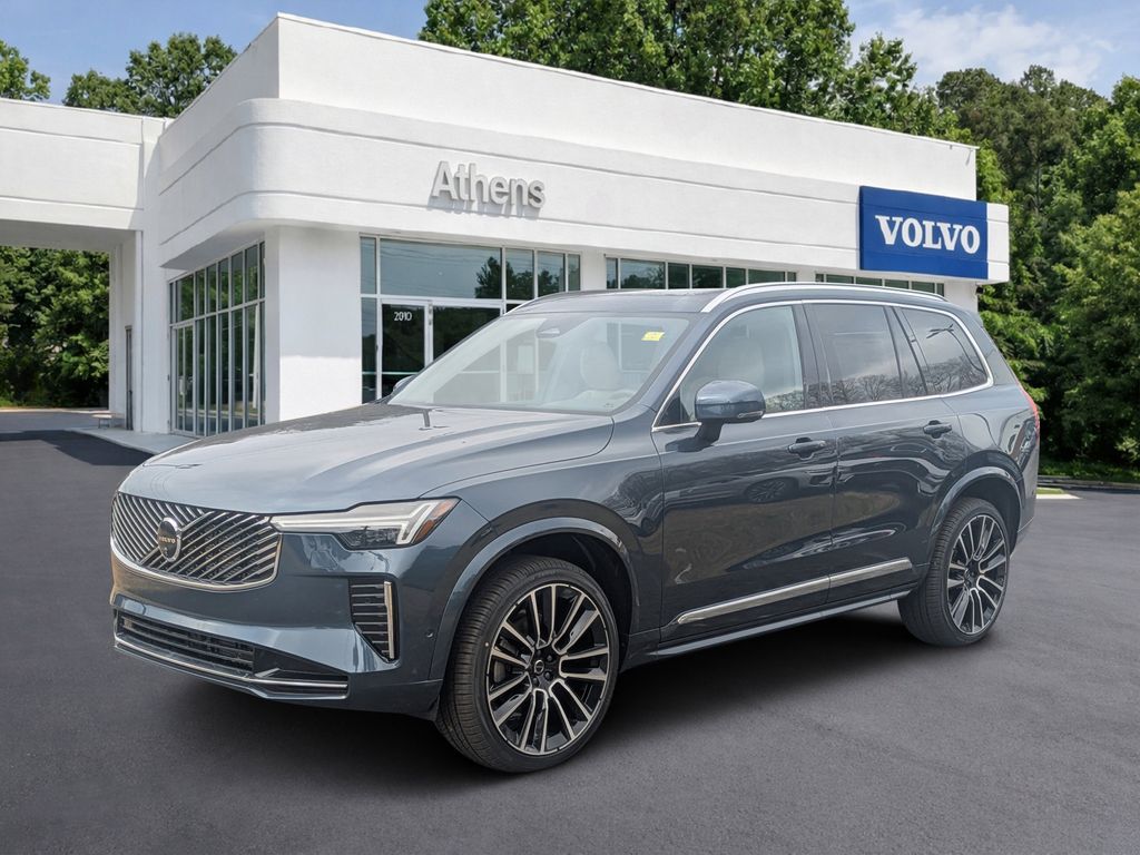 2026 Volvo XC90 B6 Plus 7-Passenger AWD