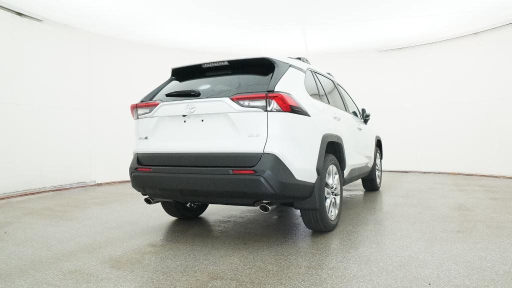 Thumbnail: 2025 Toyota RAV4 - 8