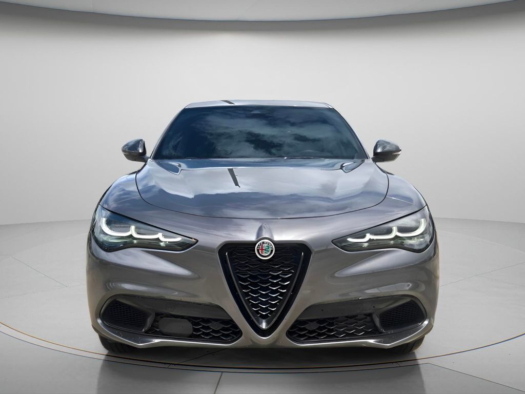 2024 ALFA ROMEO Stelvio - $22,812