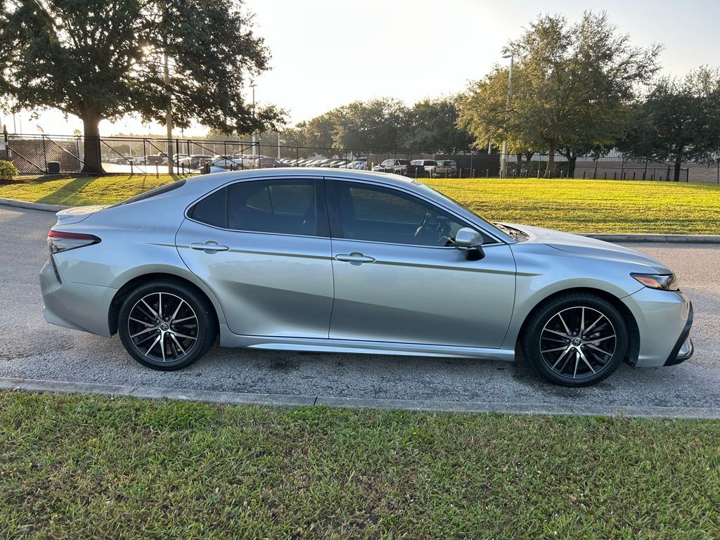 Thumbnail: 2023 Toyota Camry - 6