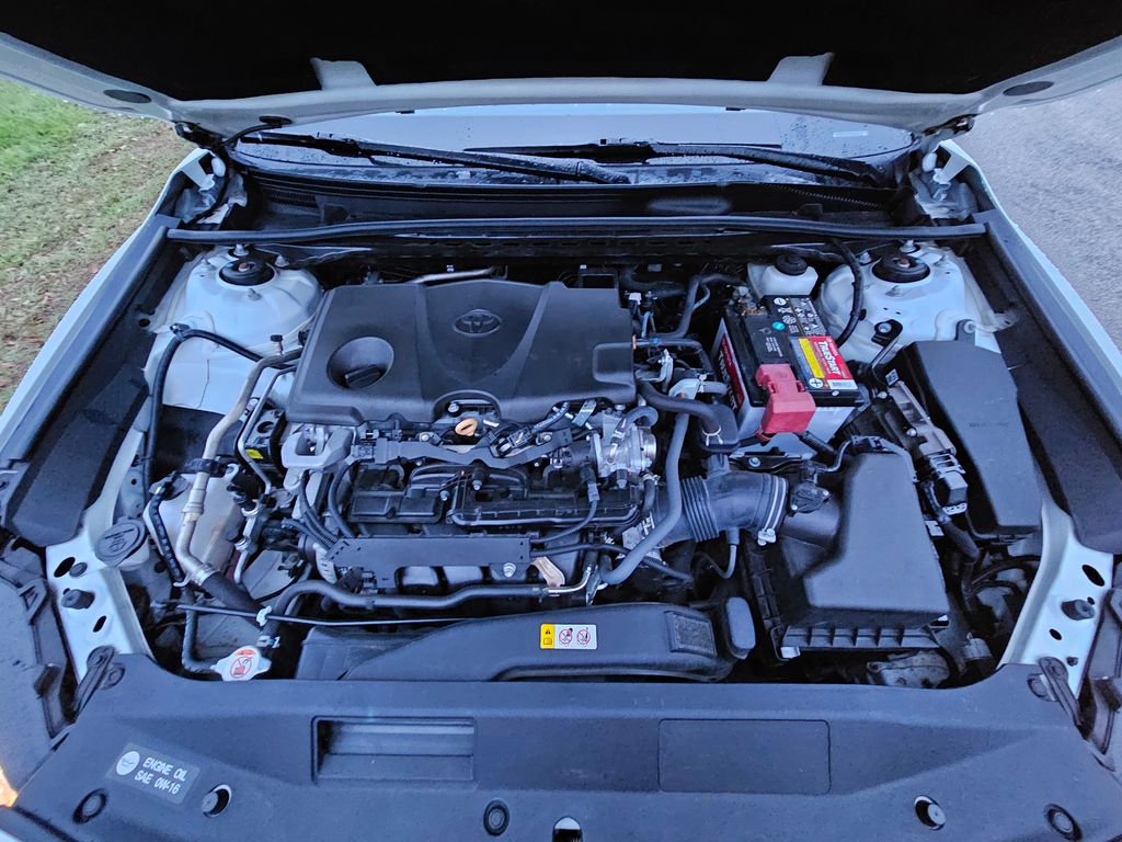 2022 Toyota Camry SE 11