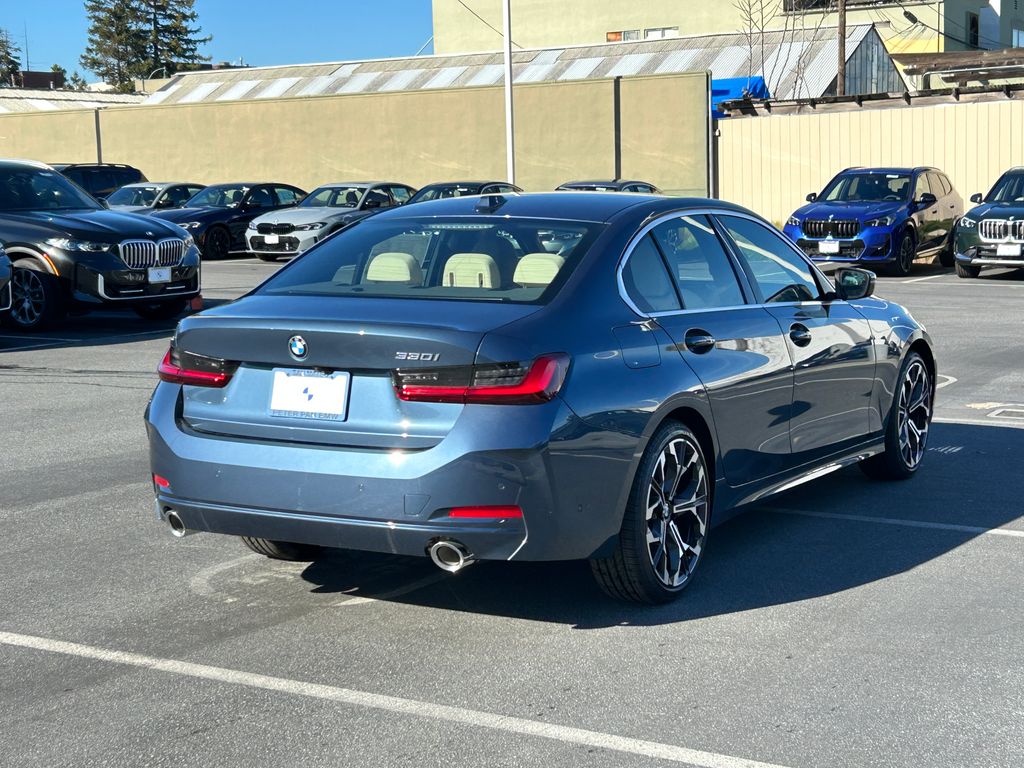 2025 BMW 3 Series 330i 5