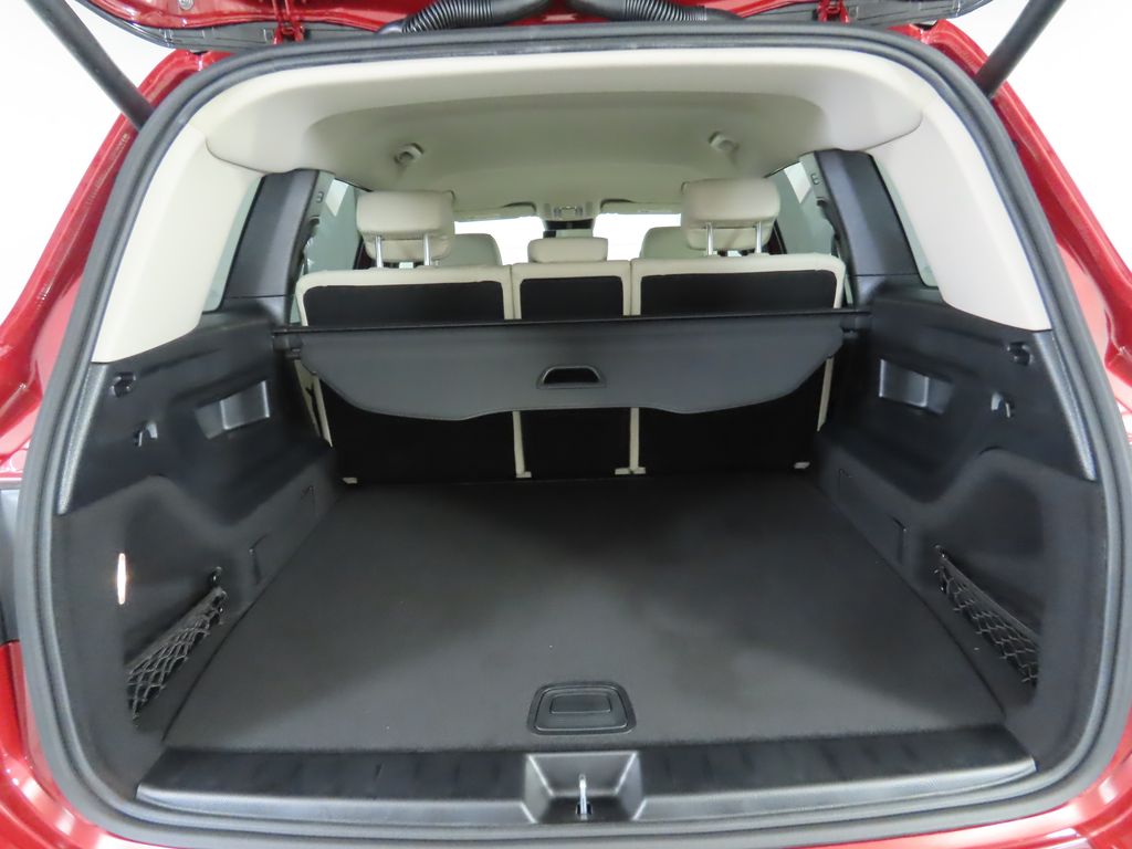 2025 Mercedes-Benz GLB 250 29