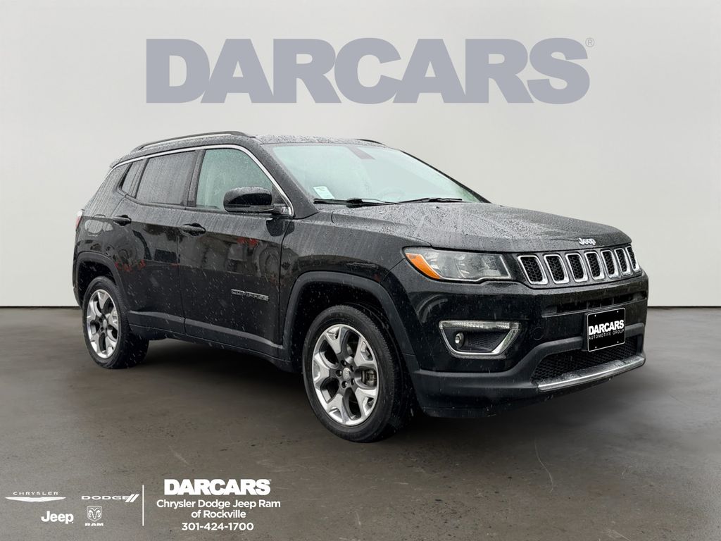 Diamond Black Crystal Pearlcoat 2020 Jeep Compass SUV / Crossover Four-Wheel Drive 9-Speed Automatic