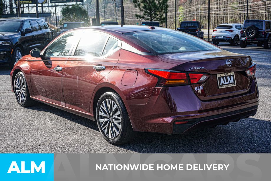 2023 Nissan Altima 2.5 SV photo 4
